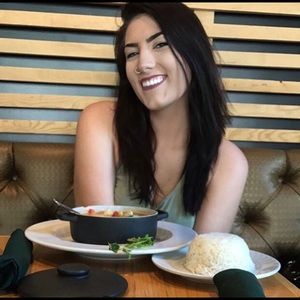 Meet your Posher, Ivory